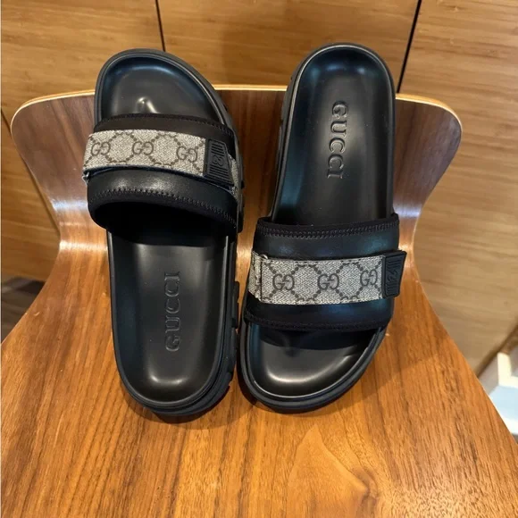 Gucci Black Designer Sandals - Picture 3 of 6